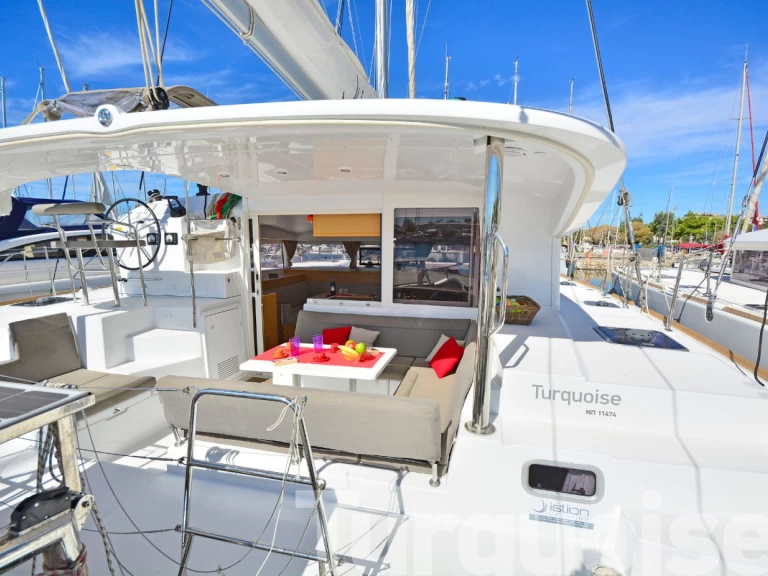 Ein Lagoon Lagoon 400 S2 mieten in Lavrion