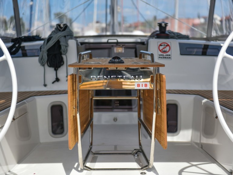 Bénéteau Oceanis 40.1 mieten Zadar