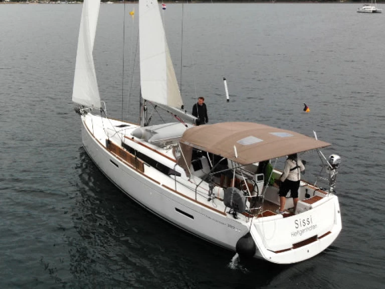 Jeanneau Sun Odyssey 389 mieten Punat
