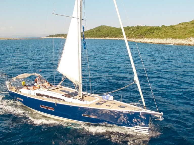 Segelboot mit oder ohne Skipper Dufour mieten in Primošten