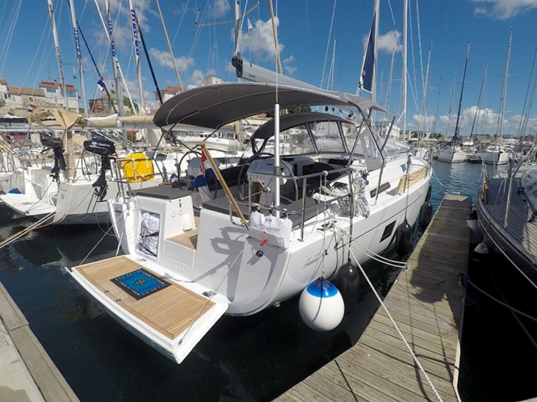 Ein Hanse Hanse 458 mieten in Šibenik