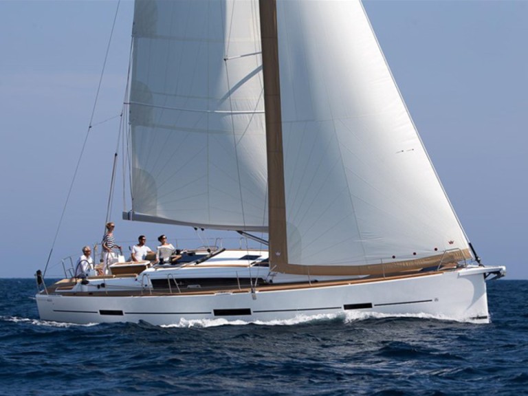 Segelboot mit oder ohne Skipper Dufour mieten in Šibenik