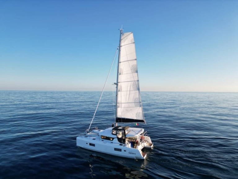 Katamaran mit oder ohne Skipper Lagoon mieten in Salerno