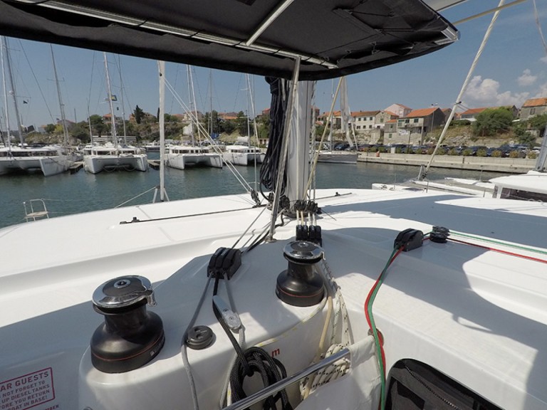 YachtCharter in Mandalina Marina - Lagoon Lagoon 42 auf SamBoat