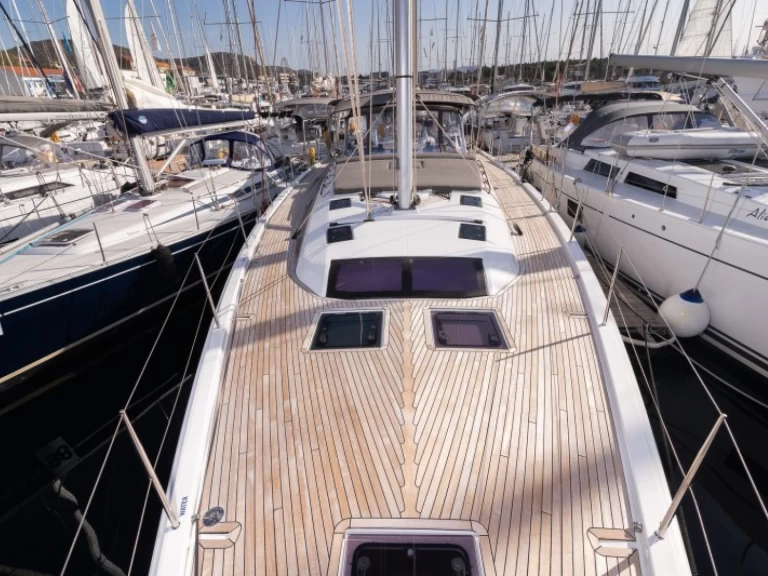 Dufour Dufour 530 mieten Šibenik