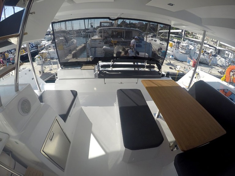 Ein Fountaine Pajot Astrea 42 mieten in Šibenik