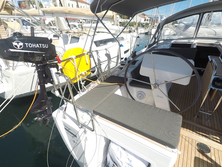 Ein Hanse Hanse 458 mieten in Šibenik