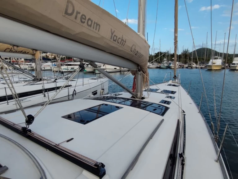Dufour Dufour 520 Grand Large mieten Le Marin