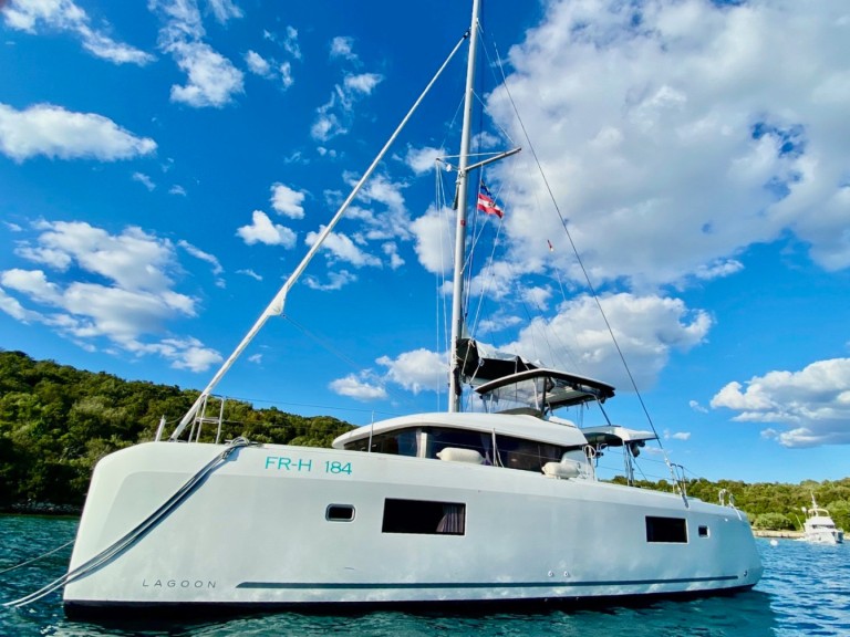 YachtCharter in Šibenik - Lagoon Lagoon 42 auf SamBoat