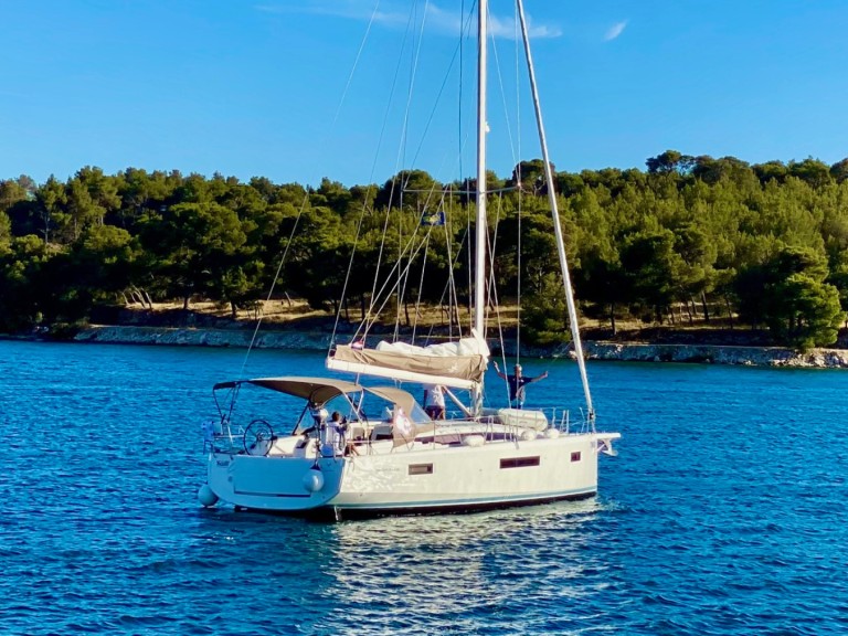 Segelboot mieten in Šibenik zum besten Preis
