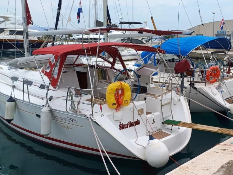 Vermietung Segelboot Bénéteau mit Führerschein