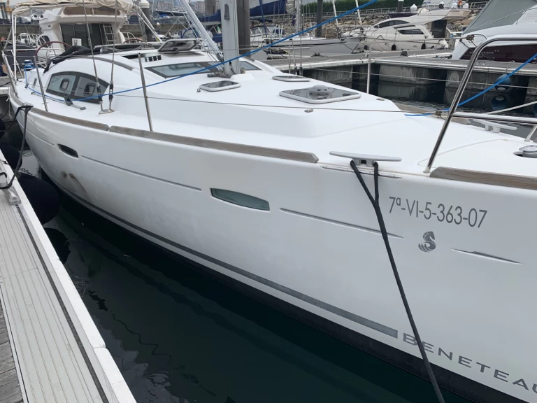 Segelboot mieten in Vigo - Bénéteau Oceanis 40