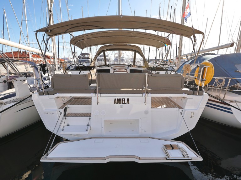 Segelboot mit oder ohne Skipper Dufour mieten in Tribunj