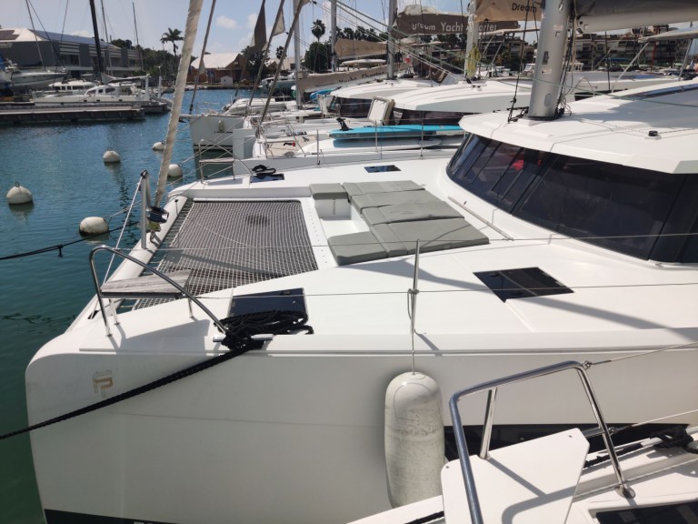 YachtCharter in Bas du Fort - Fountaine Pajot Astrea 42 auf SamBoat