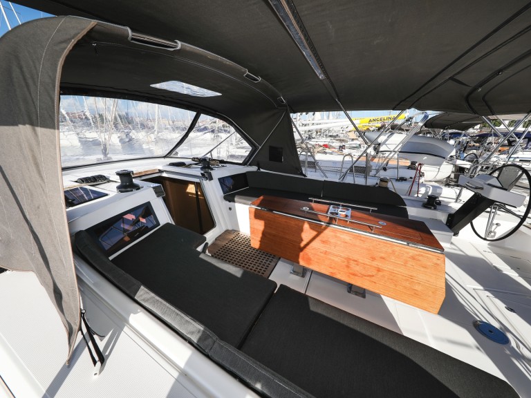 YachtCharter in Vodice - Dufour Dufour 530 auf SamBoat