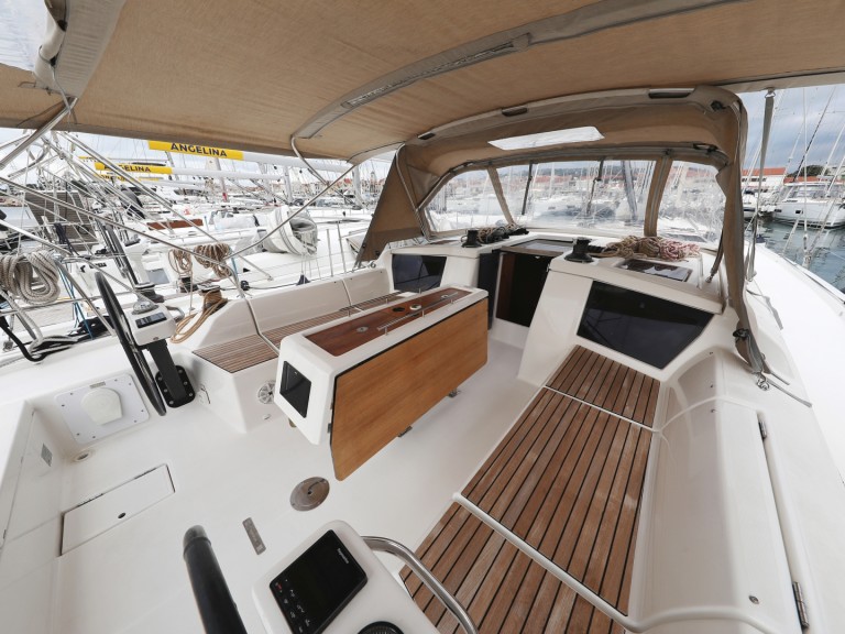 Dufour Dufour 430 Grand Large mieten Šibenik