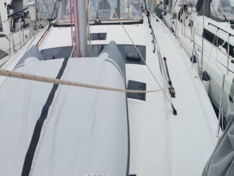 Segelboot mit oder ohne Skipper Dufour mieten in Šibenik