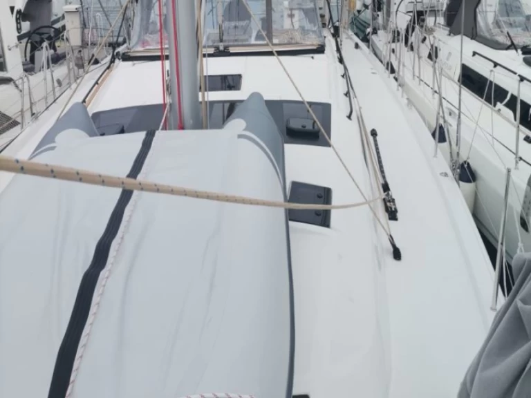 Segelboot mit oder ohne Skipper Dufour mieten in Šibenik