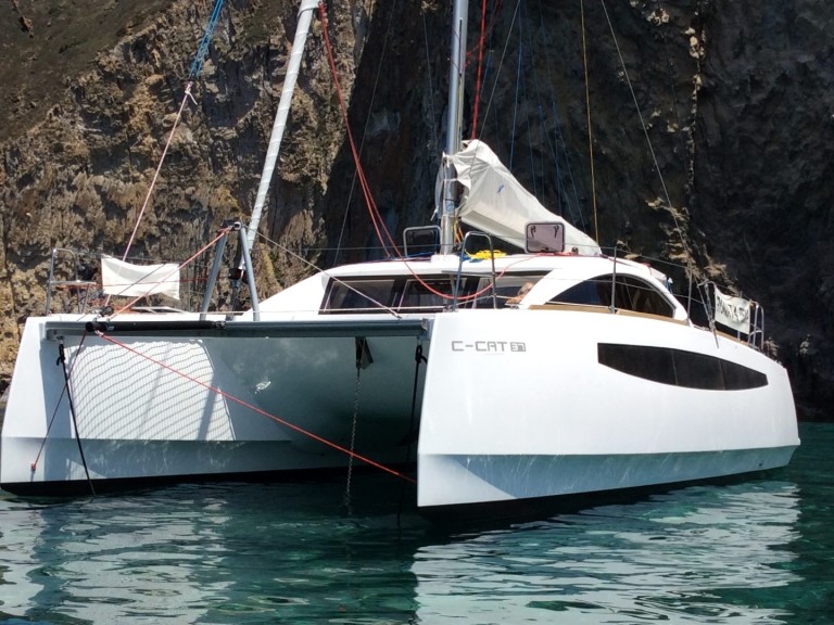 Ein C-CAT C-Cat 37 mieten in Capo d'Orlando