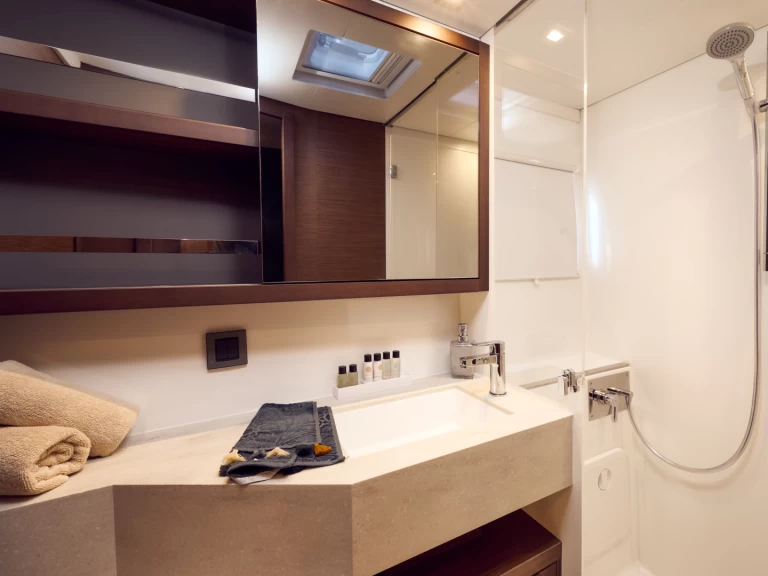 Katamaran mit oder ohne Skipper Lagoon mieten in Trogir