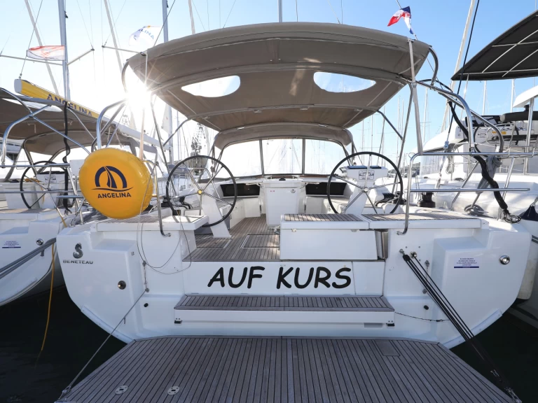 Vermietung Segelboot Bénéteau mit Führerschein