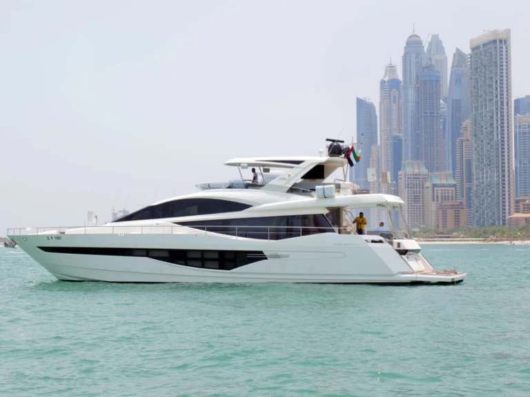 Ein Galeon Galeon 260 mieten in Dubai Marina