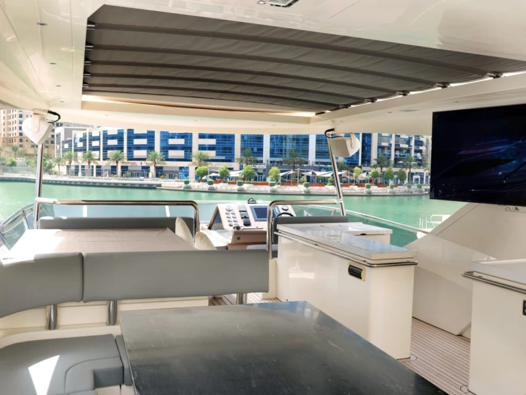 Galeon Galeon 260 mieten Dubai Marina