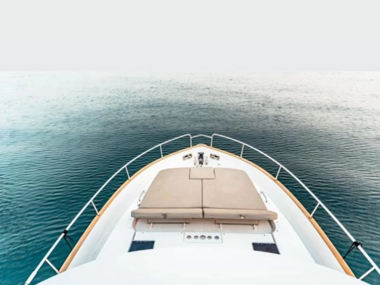 Boot mieten Dubai Marina günstig Azimut 46 Fly