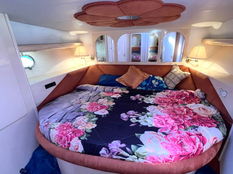 Boot mieten Dubai Marina günstig Azimut 58