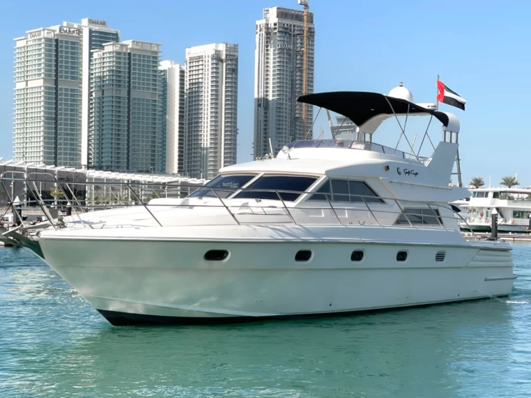 YachtCharter in Dubai Marina - Azimut Azimut 58 auf SamBoat