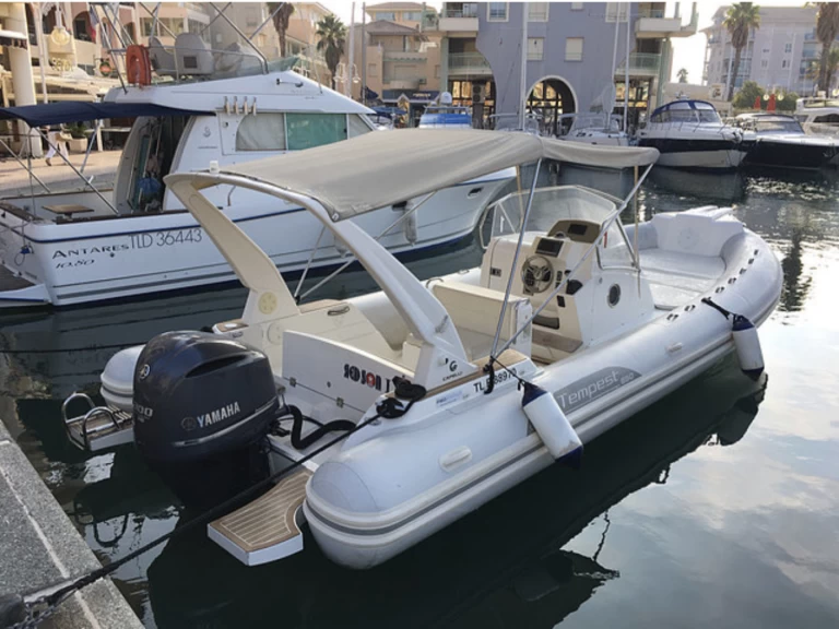 Ein Nuova Jolly Prince 25 mieten in Les Salins d'Hyères