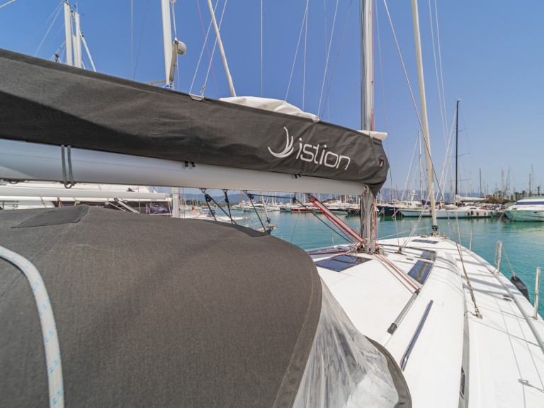 Boot mieten Gouviá günstig Oceanis 51.1