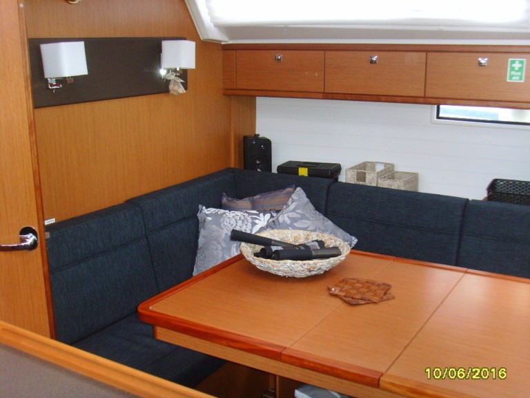 Ein Bavaria Cruiser 46 mieten in Lefkáda