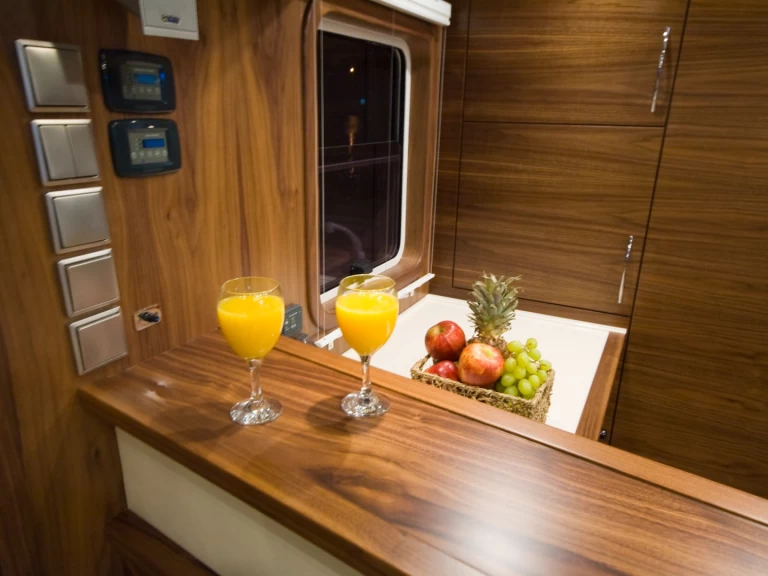 Boot mieten Isla Aguja günstig Sunreef 62