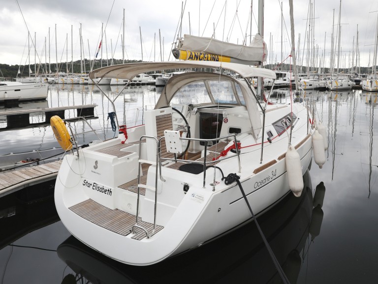 Segelboot mit oder ohne Skipper Bénéteau mieten in Šibenik