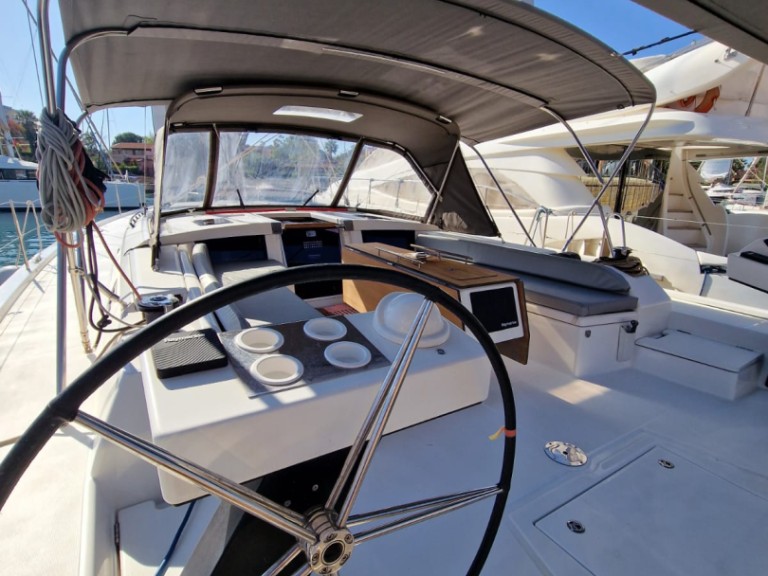 YachtCharter in Furnari - Dufour Dufour 530 auf SamBoat