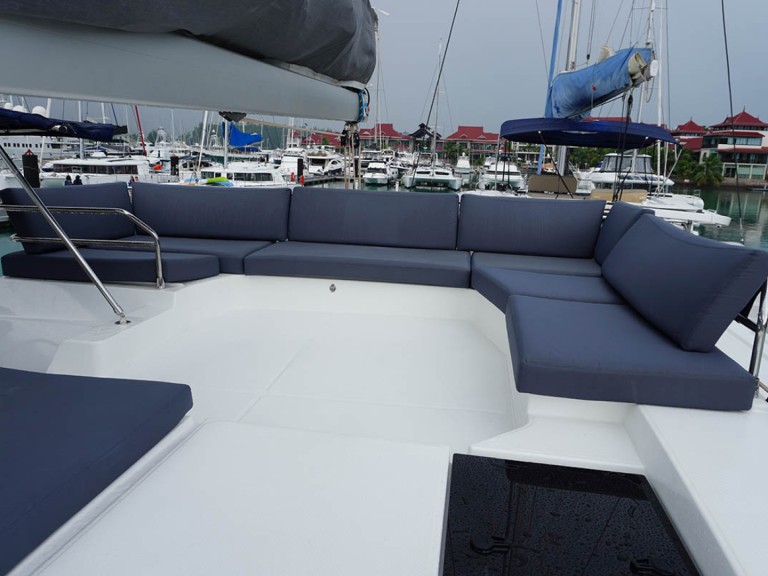 Boot mieten Eden Island günstig Tanna 47 Boot mieten Eden Island günstig Tanna 47