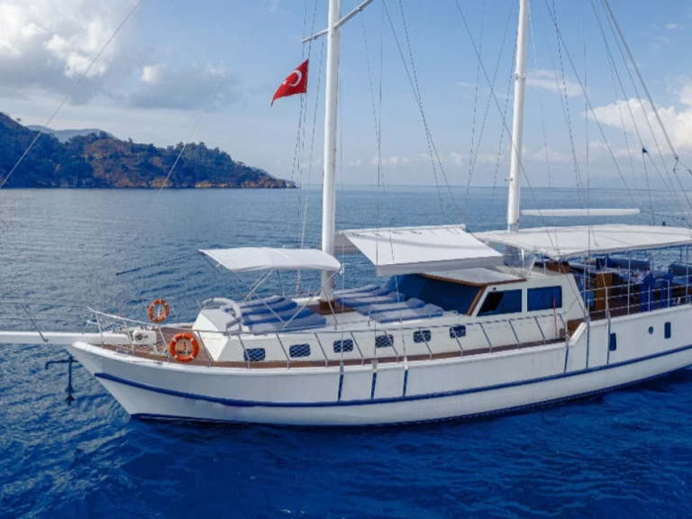 Vermietung Segelboot Custom Made mit Führerschein