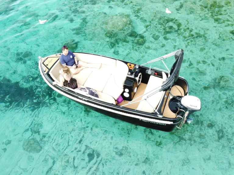 Vermietung Motorboot Mareti mit Führerschein