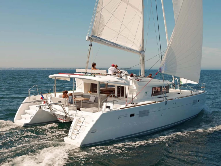 Katamaran mit oder ohne Skipper Lagoon mieten in Ribishi