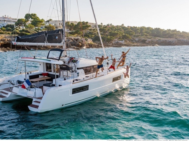 Boot mieten Saint-Mandrier-sur-Mer günstig Lagoon 40