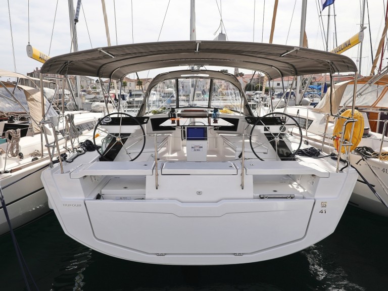 Ein Dufour Dufour 41 - 3 cab. mieten in Trogir