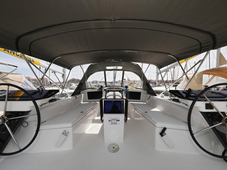 Segelboot mieten in ACI Marina Trogir - Dufour Dufour 41