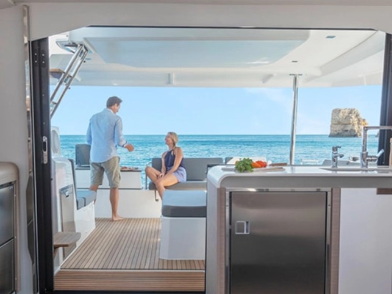 Vermietung Katamaran 1 mit Führerschein