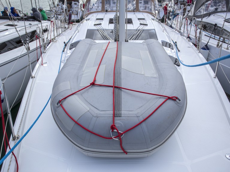 Segelboot mieten in Seget Donji zum besten Preis