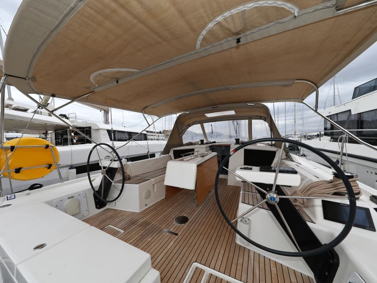 Segelboot mit oder ohne Skipper Dufour mieten in Šibenik