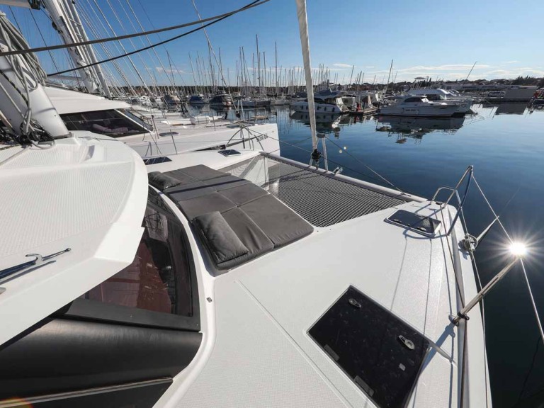 Katamaran mit oder ohne Skipper Fountaine Pajot mieten in Biograd na Moru