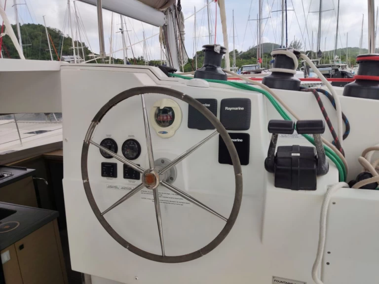 Vermietung Katamaran Fountaine Pajot mit Führerschein