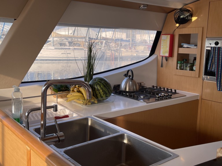 Fountaine Pajot Salina 48 Evolution mieten Porto-Vecchio
