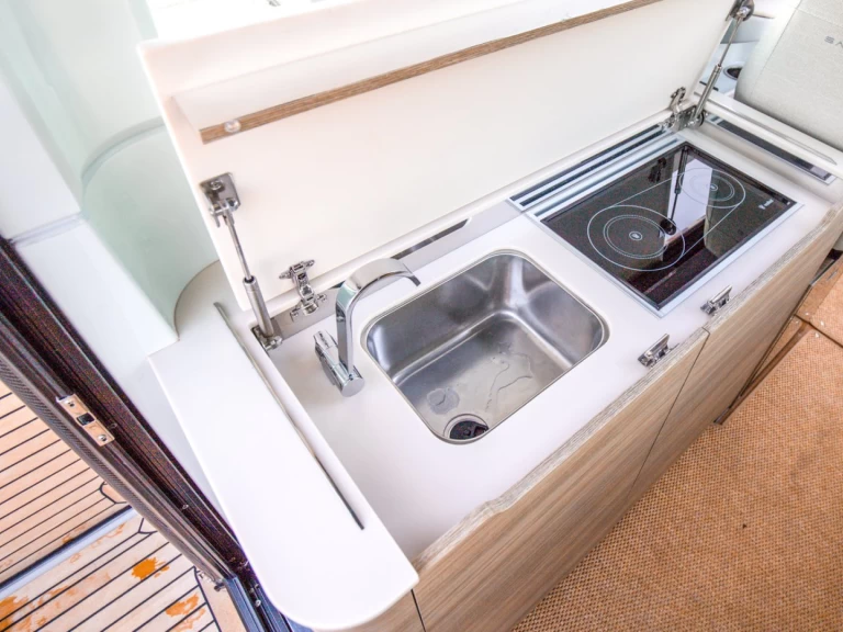 Boot mieten Opatija günstig Saxdor 320 GTC